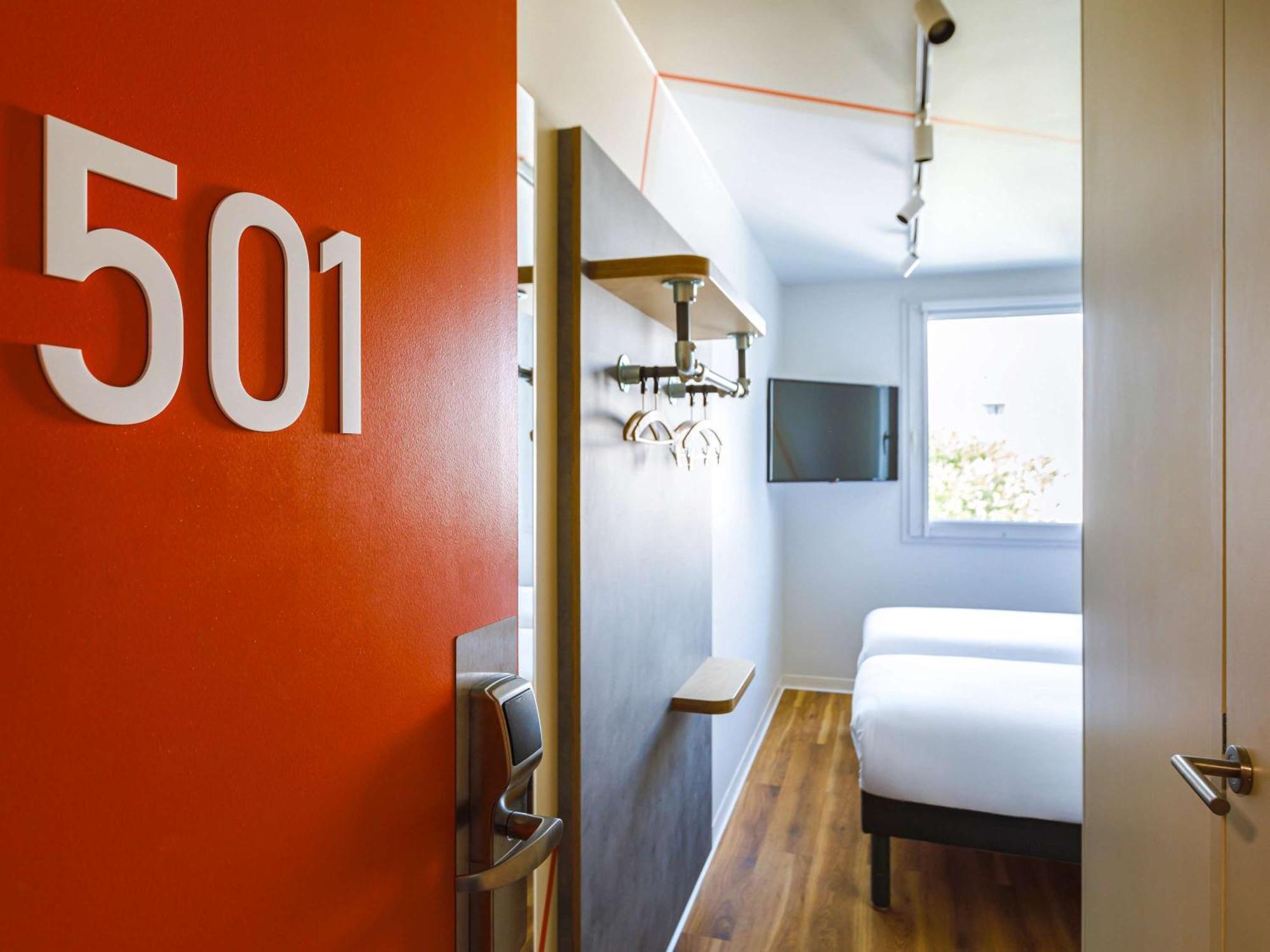 ibis budget Lyon Villeurbanne Eksteriør billede